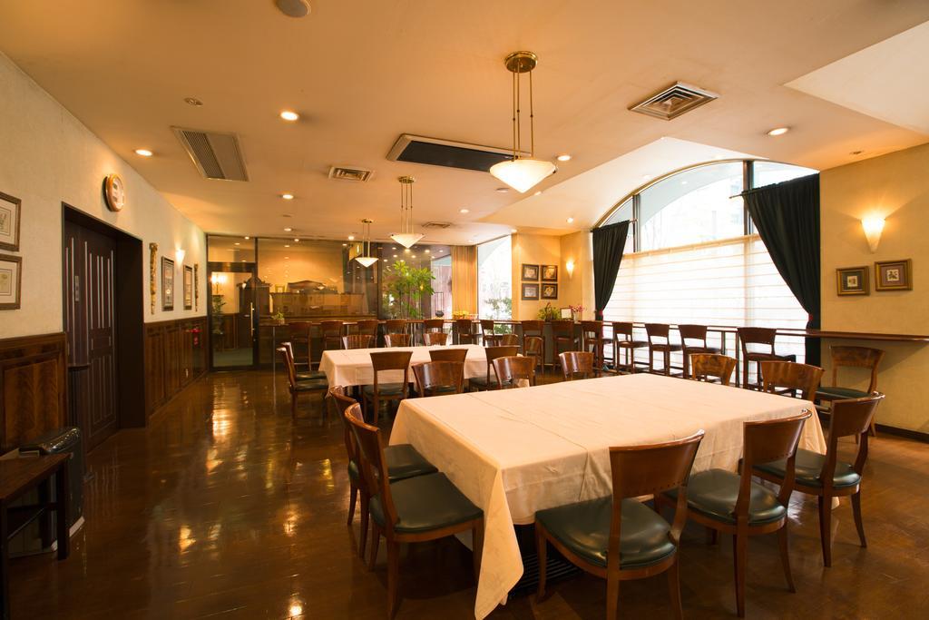 Dukes Hotel Nakasu Fukuoka  Bagian luar foto