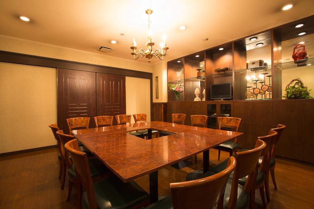Dukes Hotel Nakasu Fukuoka  Bagian luar foto