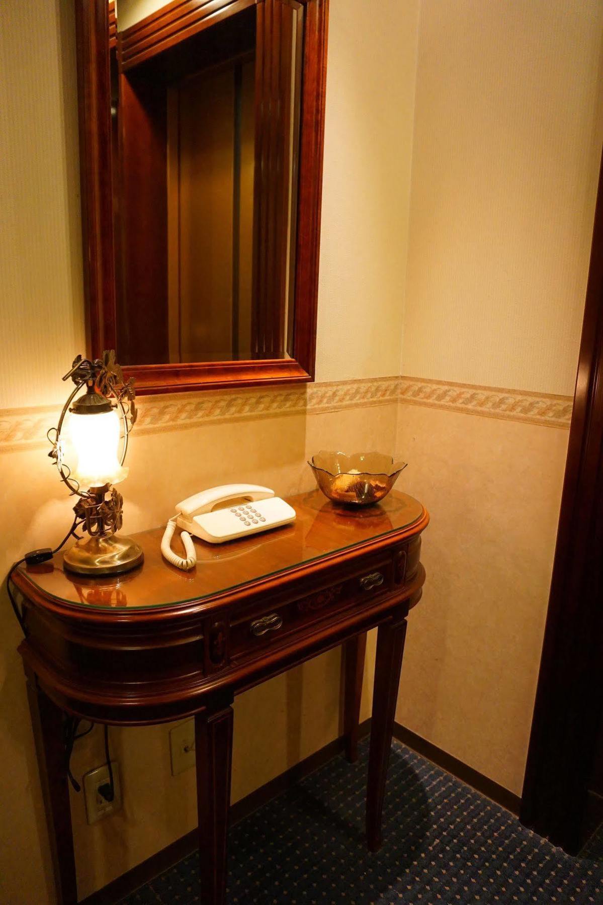 Dukes Hotel Nakasu Fukuoka  Bagian luar foto